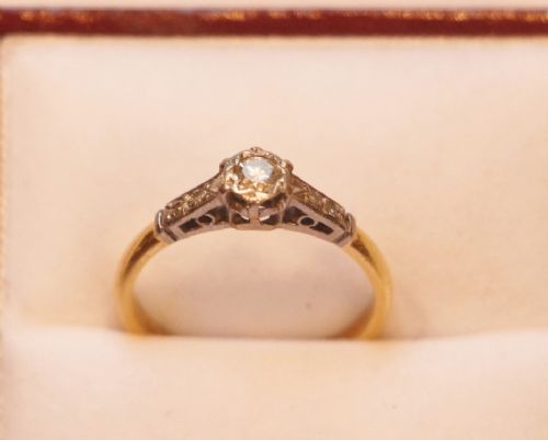 22 carat platinum diamond ring