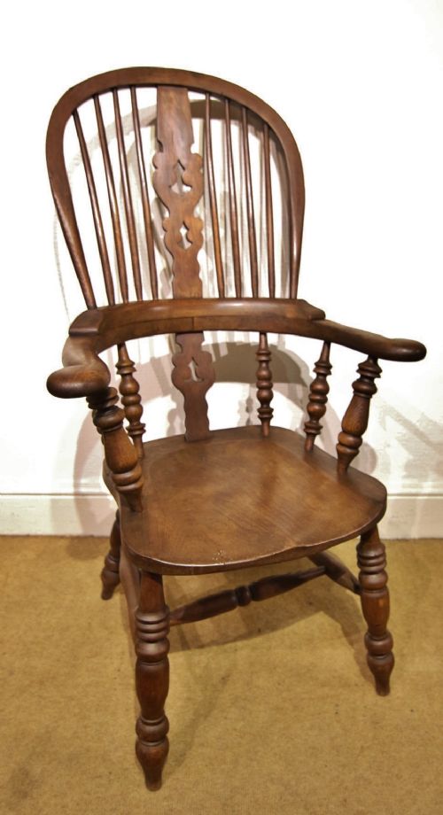 good sturdy 19th century broad arm windsor arm chair