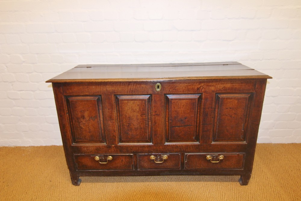 18th century 4 panel welsh oak mule chest