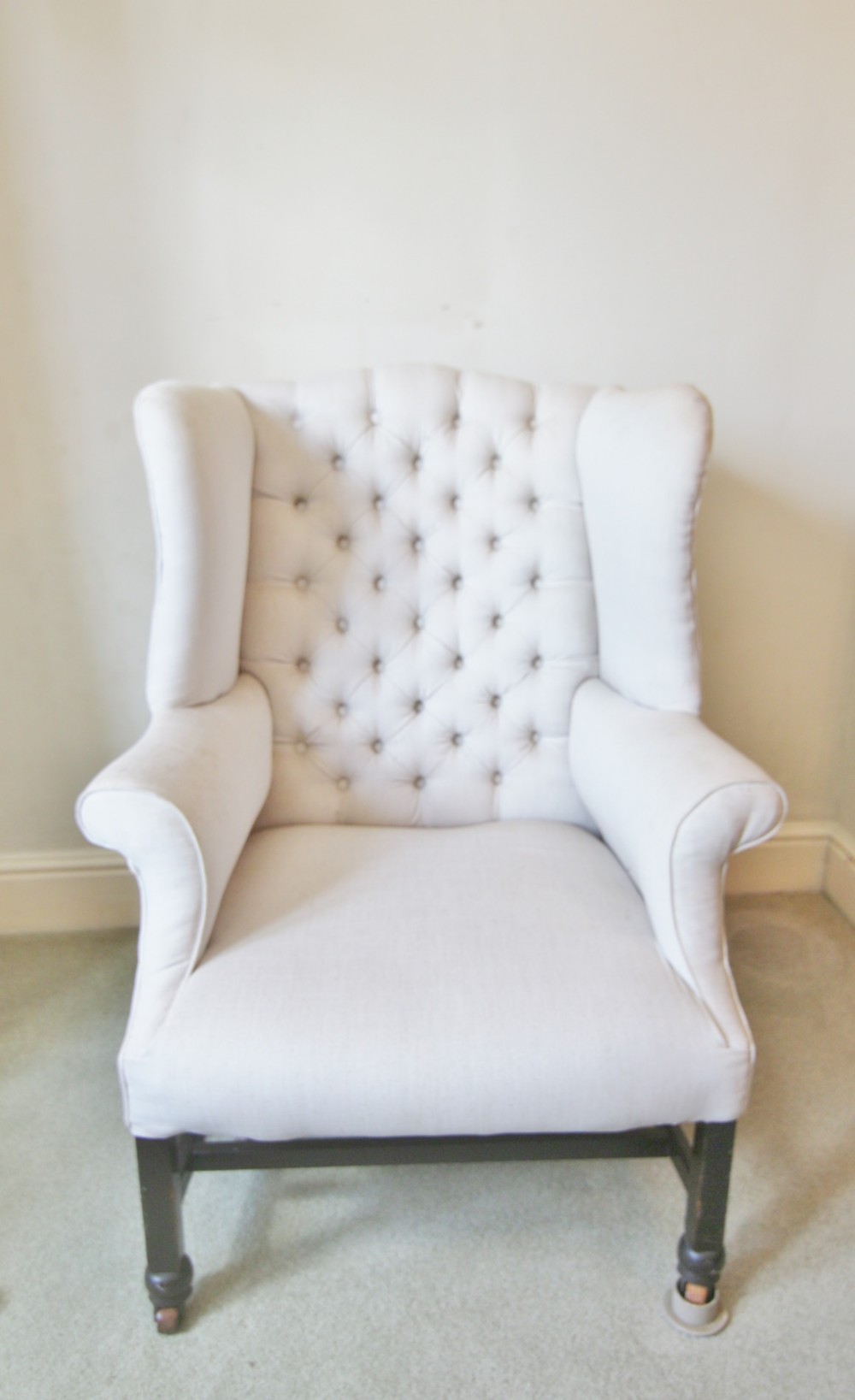 large 18th century georgian mahogany wing armchair