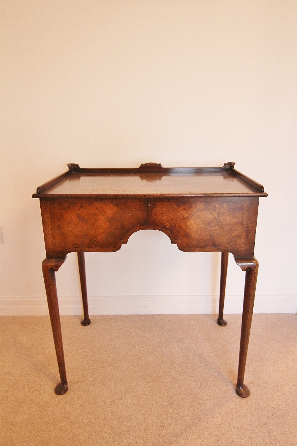 georgian style mahogany writing table